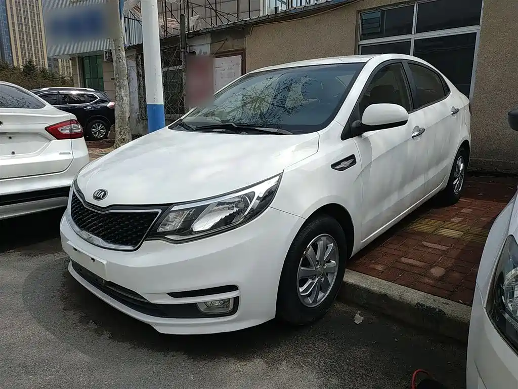 Kia K2 2015 Sedan 1.4L MT GLS
