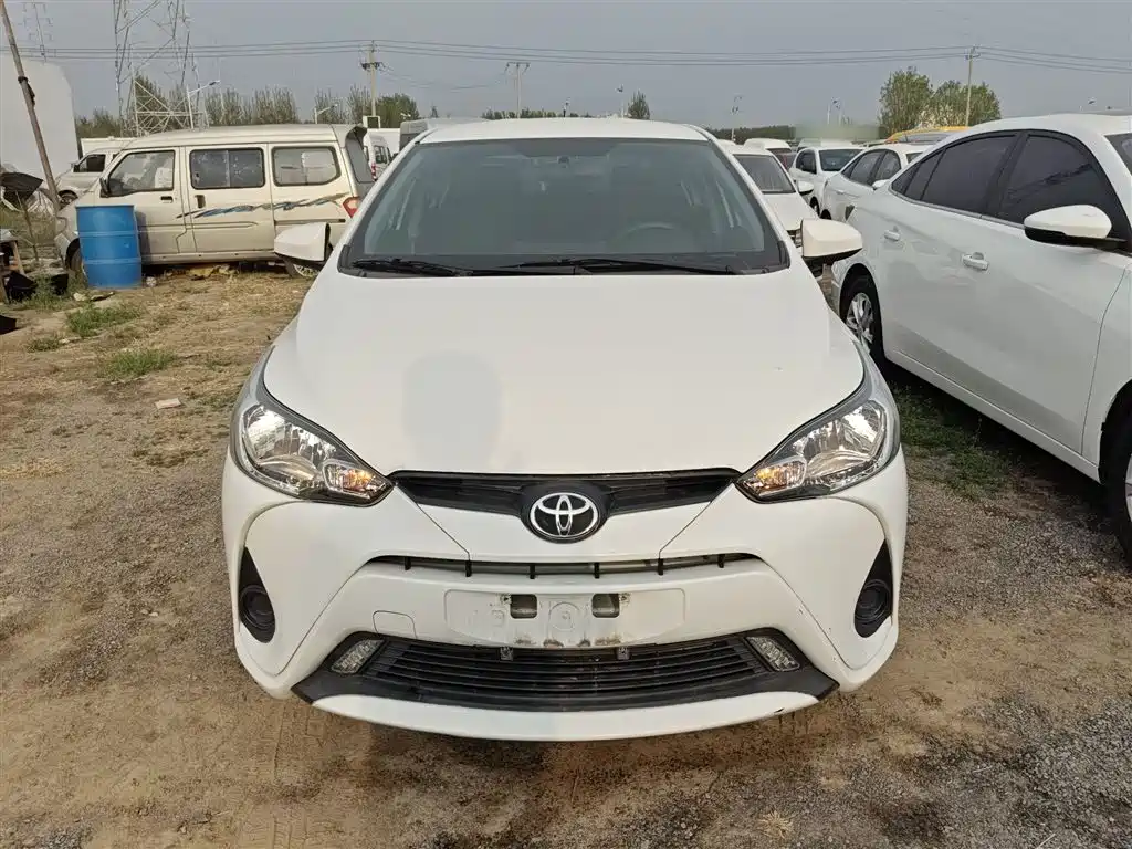 Toyota YARiS L Zhi Xiang 2017 1.5E CVT Charming Edition фото 3