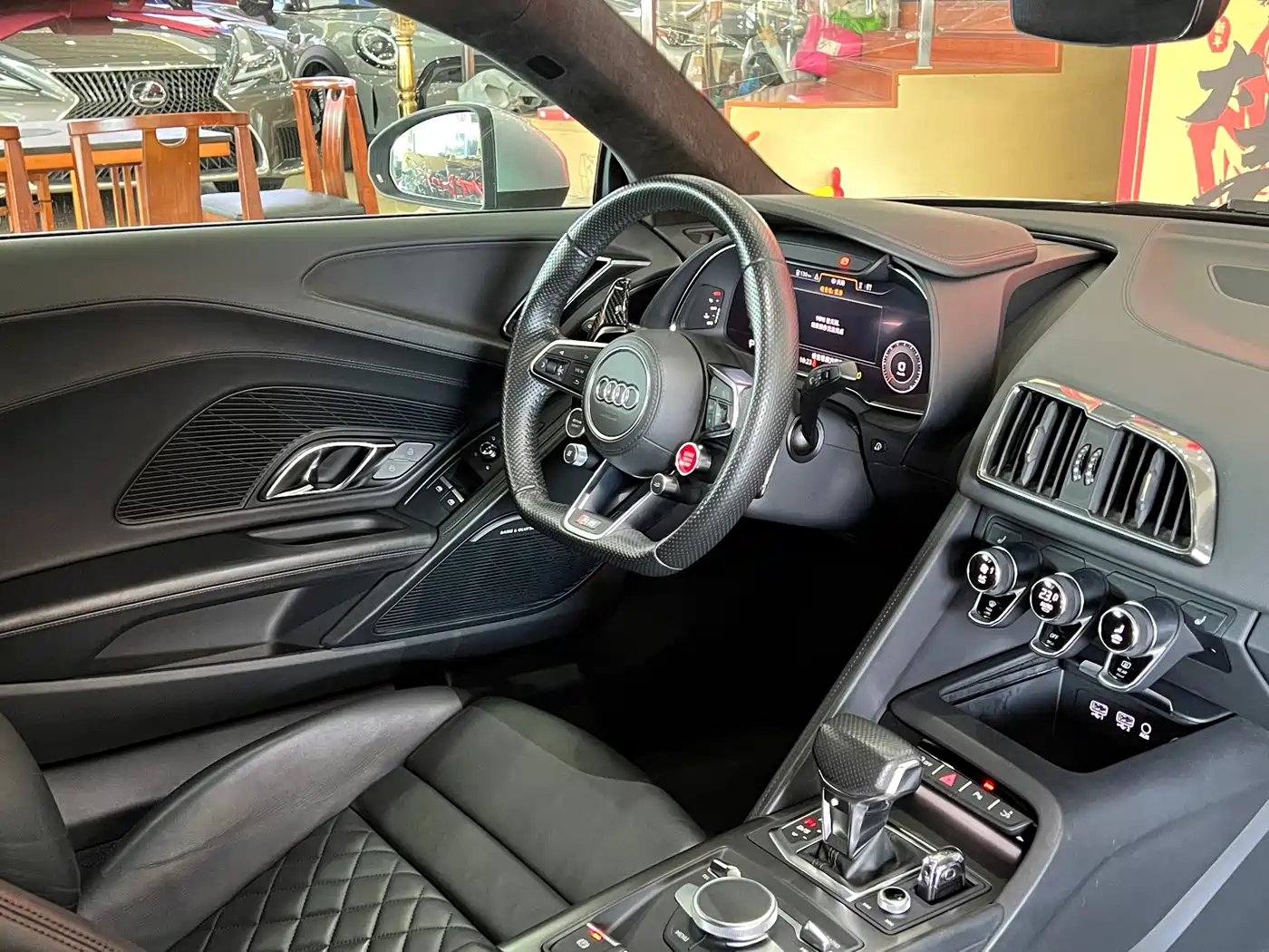 Audi R8 2017 V10 Coupe фото 12