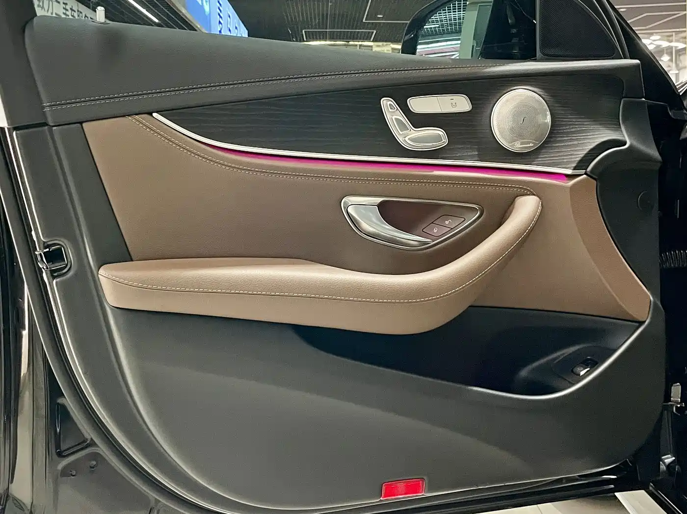 Mercedes-Benz E-Class 2022 Model Facelift II E 260 L Sport фото 10