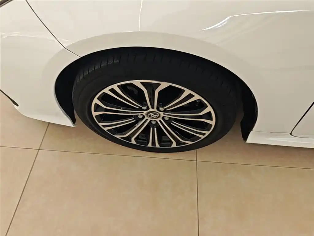 Toyota Corolla 2019 1.2T S-CVT Sport Edition фото 23