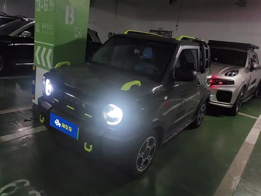 GEELY GALAXY PANDA