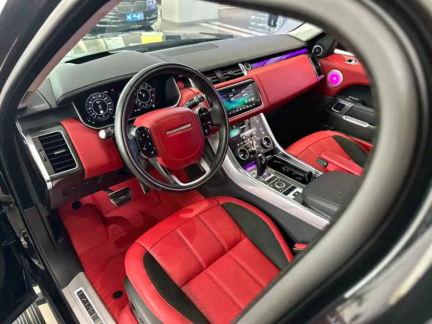 Land Rover Range Rover Sport 2021 3.0 L6 Gloss Black Edition фото 5