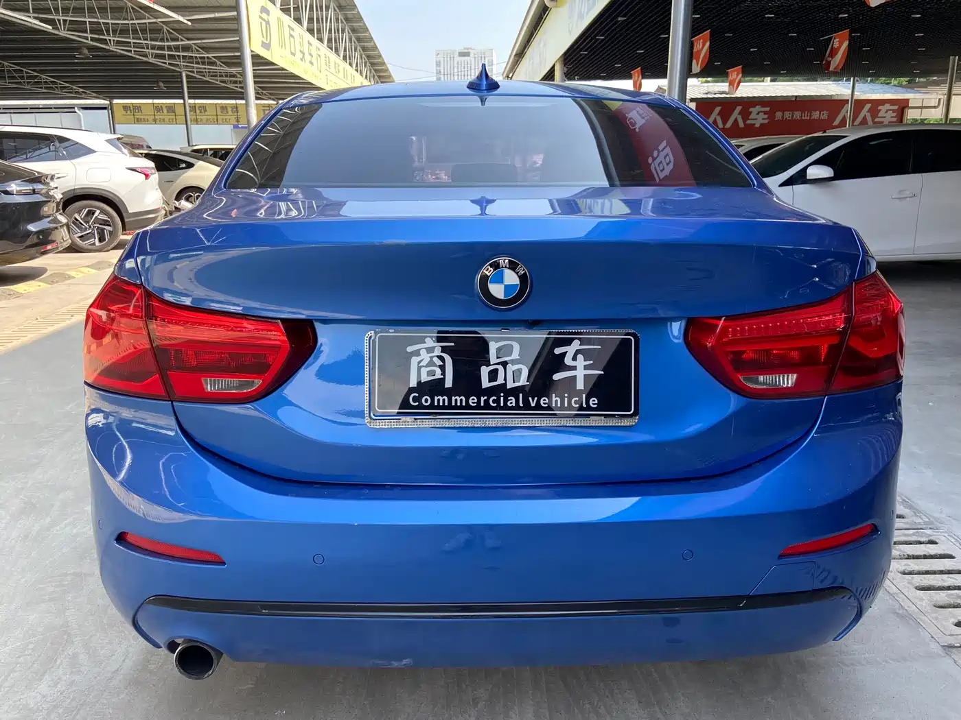 BMW 1 Series 2018 118i Sport Edition фото 15