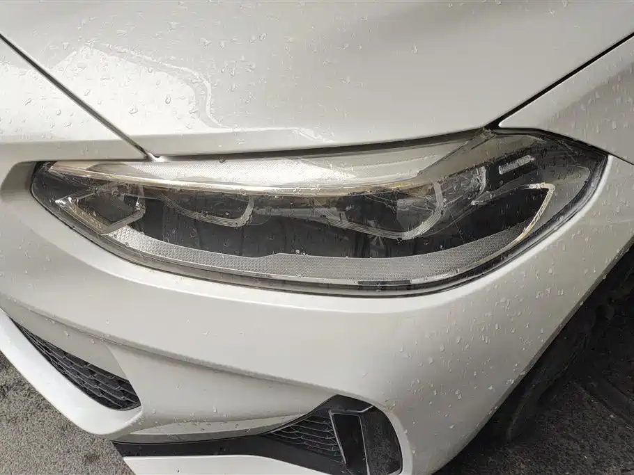 BMW 1 Series 2023 125i M Sport Shadow Edition фото 5