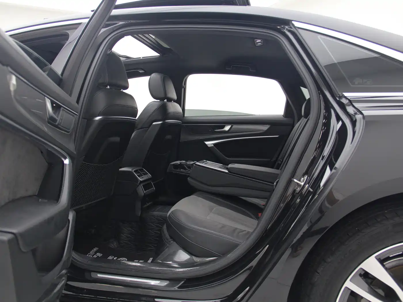Audi A6L 2019 40 TFSI Luxury Dynamic фото 10