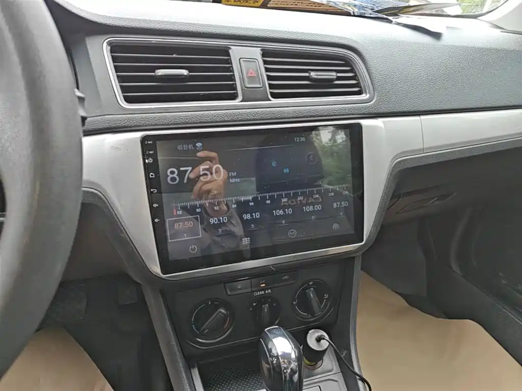 Volkswagen Lavida 2017 1.6L Automatic Trend Edition фото 13
