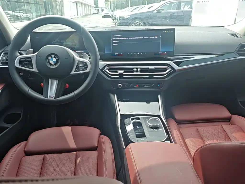 BMW 3 Series 2023 320Li M Sport Package фото 16