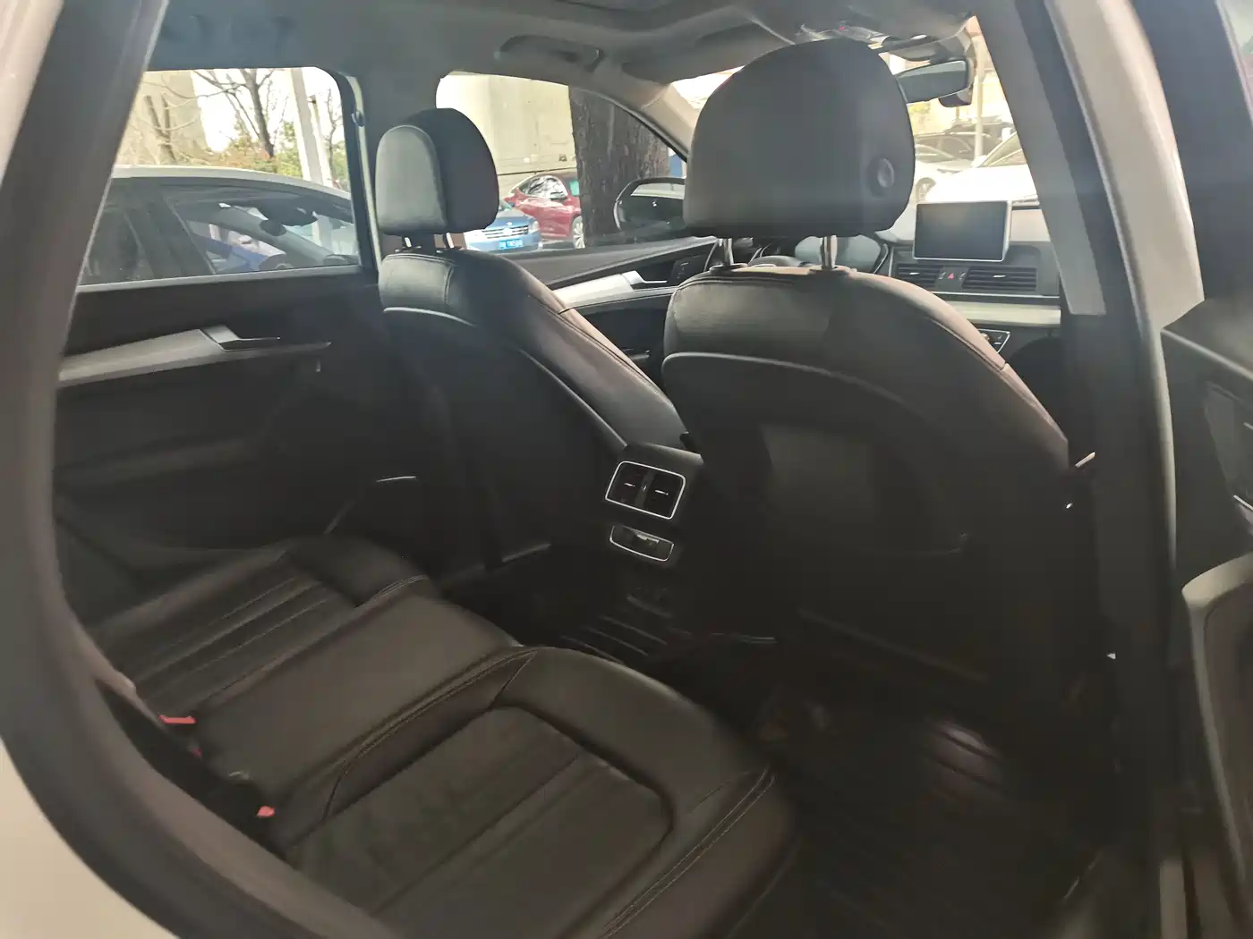 Audi Q5L 2020 40 TFSI Prestige Fashion фото 10