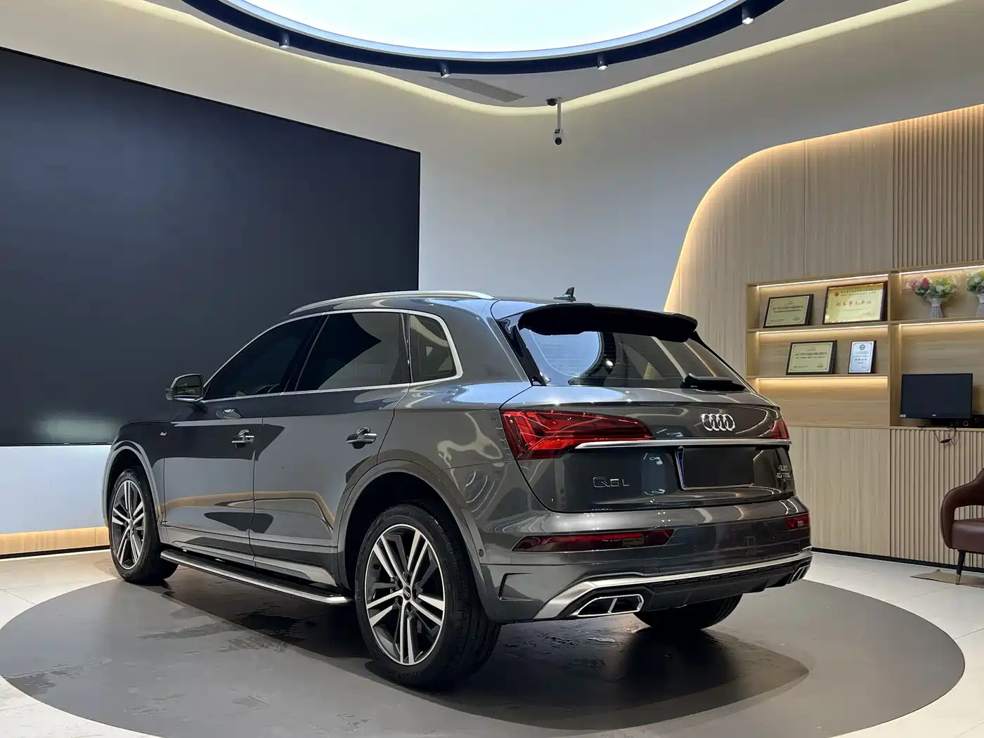 Audi Q5L 2022 45T Luxury Dynamic фото 5