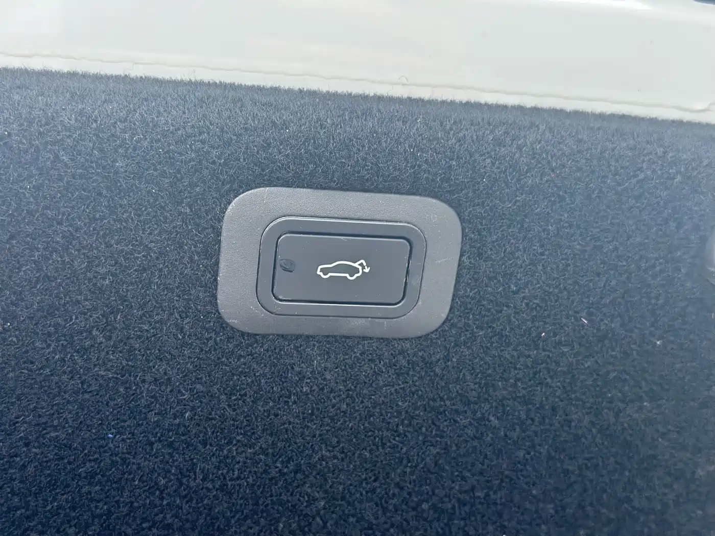 Geely Galaxy Galaxy E8 2024 665km RWD Starship Voyager Edition фото 15