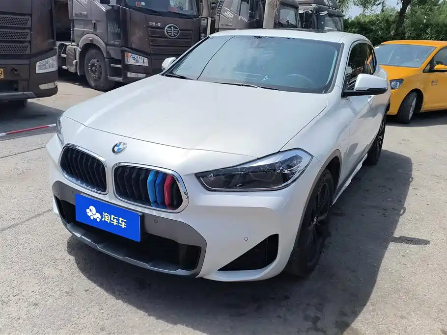 BMW X2 2021 sDrive25i Leading M Off-Road Package