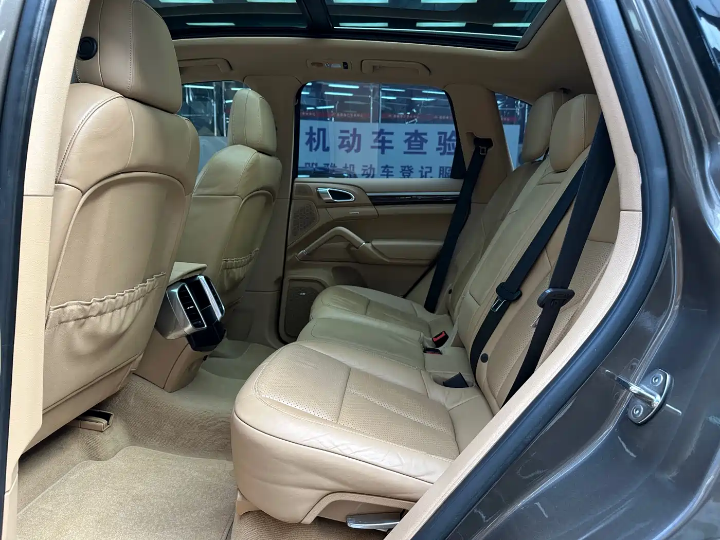 Porsche Cayenne 2011 Cayenne 3.0T фото 11