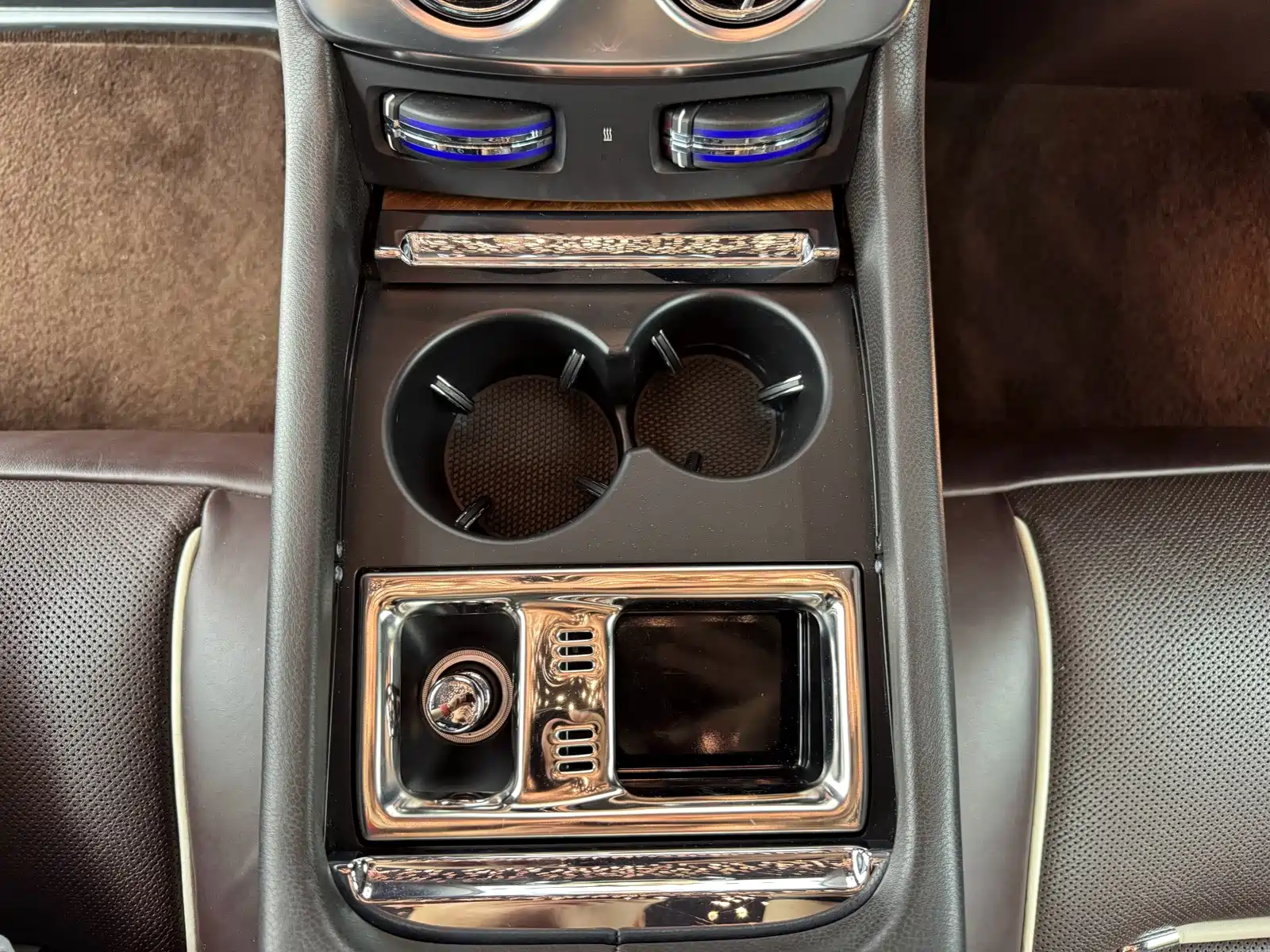 Фото 25 - Rolls-Royce Wraith