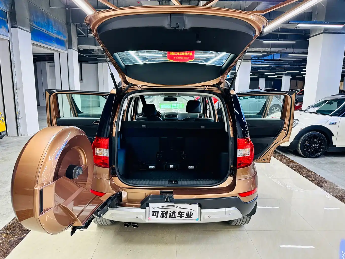 Škoda Yeti 2014 1.8TSI DSG Off-Road Edition фото 20