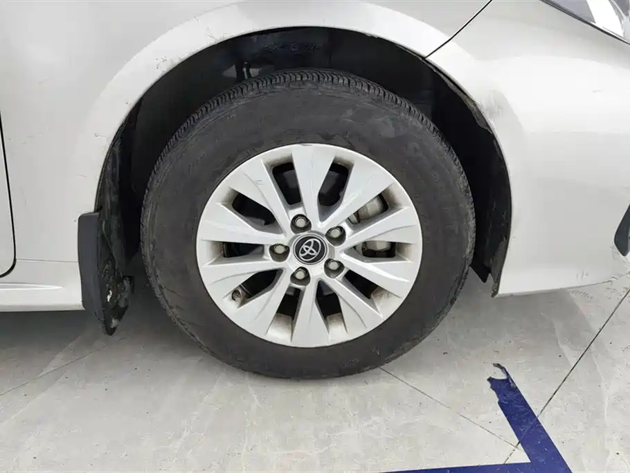 Toyota Corolla 2019 1.2T S-CVT GL-i Elite Edition фото 6