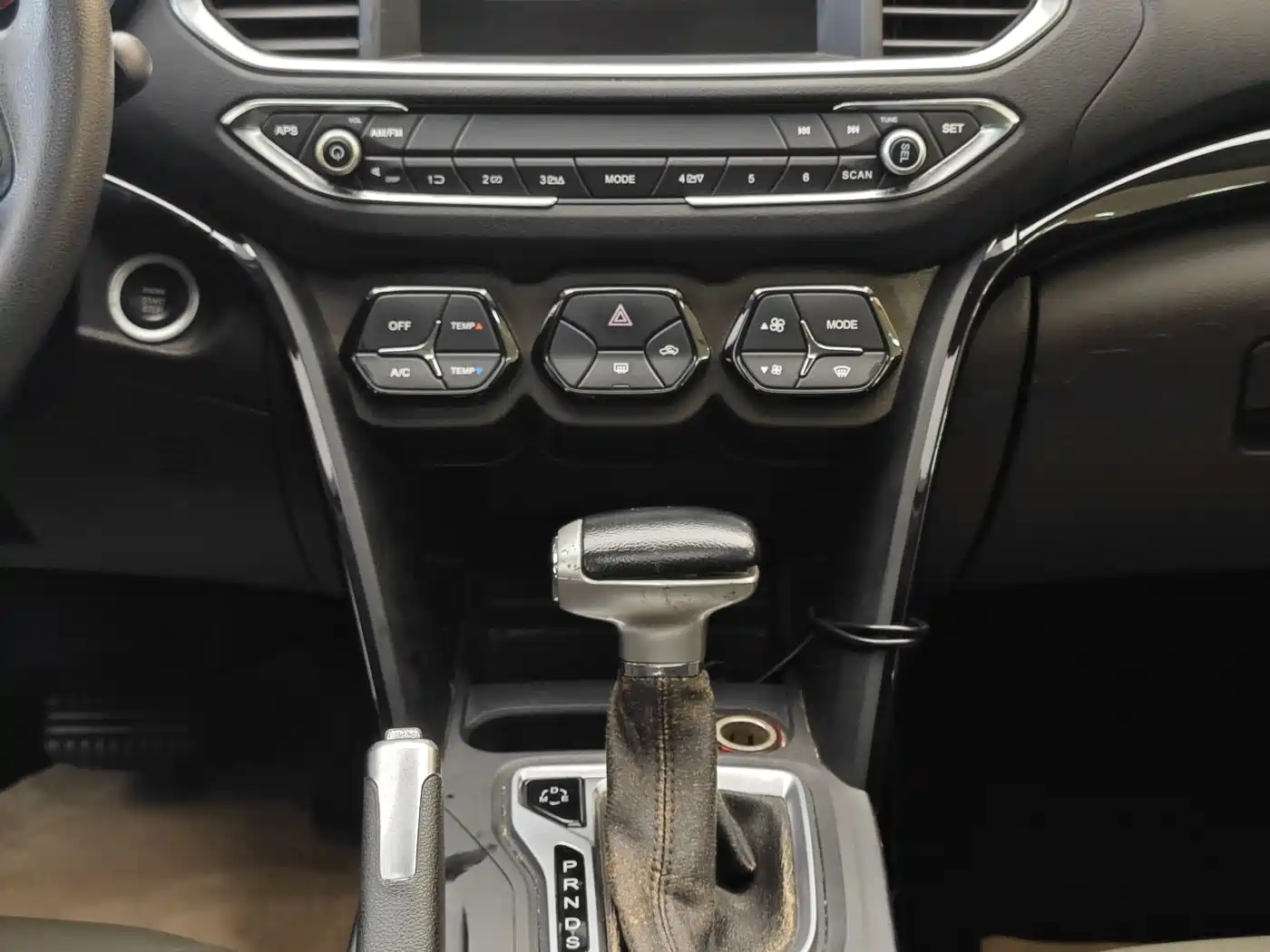 GAC Trumpchi Trumpchi GS4 2015 200T G-DCT Elite Edition фото 18