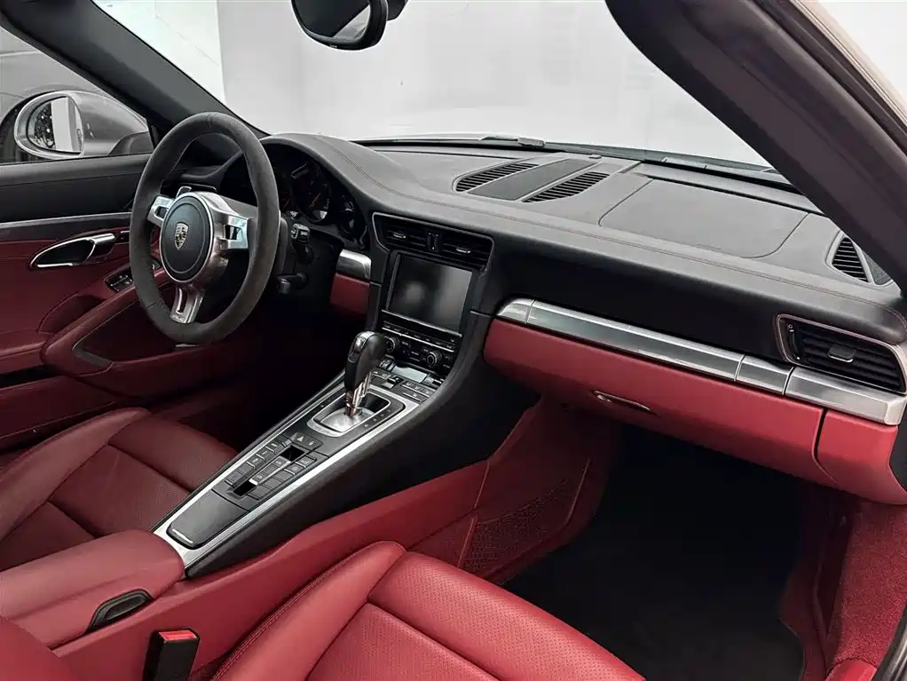 Porsche 911 2014 Targa 4 3.4L фото 12