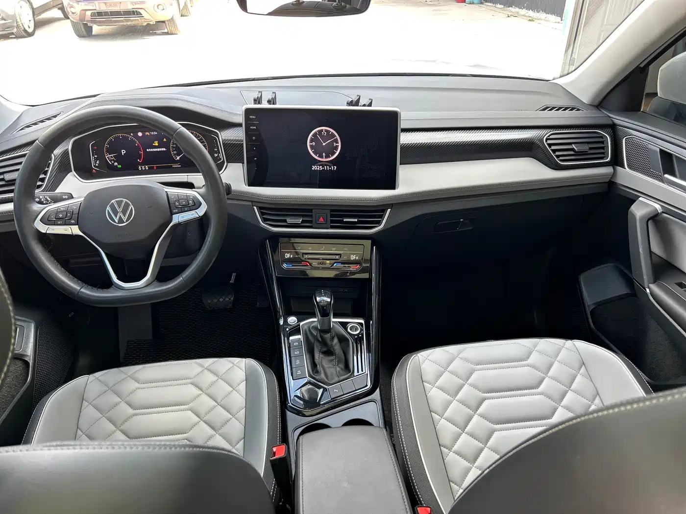 Volkswagen Tayron 2023 300TSI 2WD Luxury Plus Advanced Edition фото 32