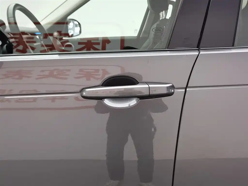 Land Rover Discovery 2019 3.0 SC V6 SE фото 18