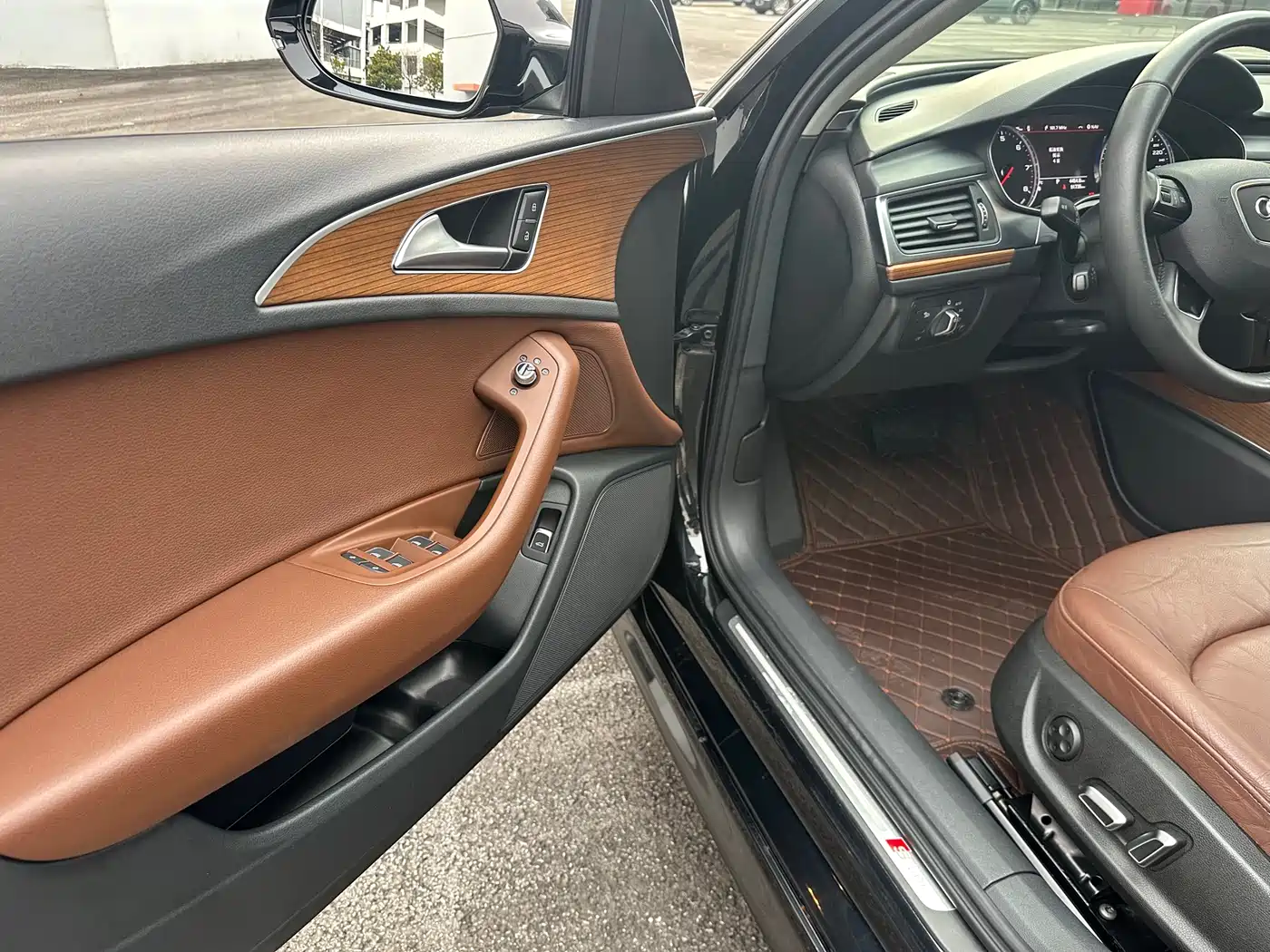 Audi A6L 2018 30th Anniversary 30 FSI Style фото 14