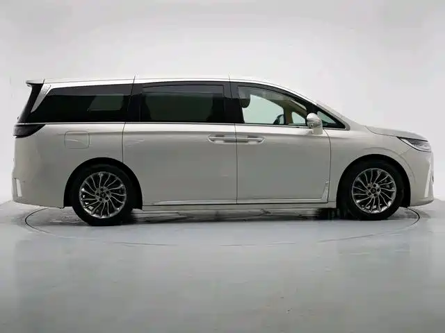 Voyah Auto Voyah Dreamer 2022 Low-carbon Dream+Smart Package фото 6