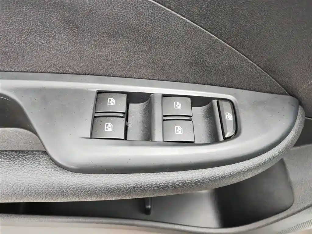 Buick Excelle 2021 Facelift Exemplar 1.5L Auto Elite фото 9