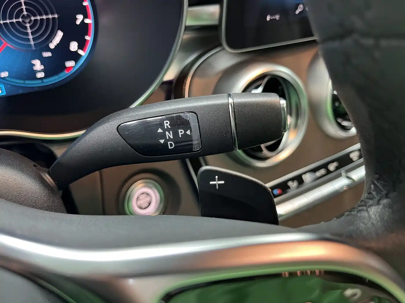 Mercedes-Benz GLC 2020 Facelift GLC 300 L 4MATIC Dynamic фото 12
