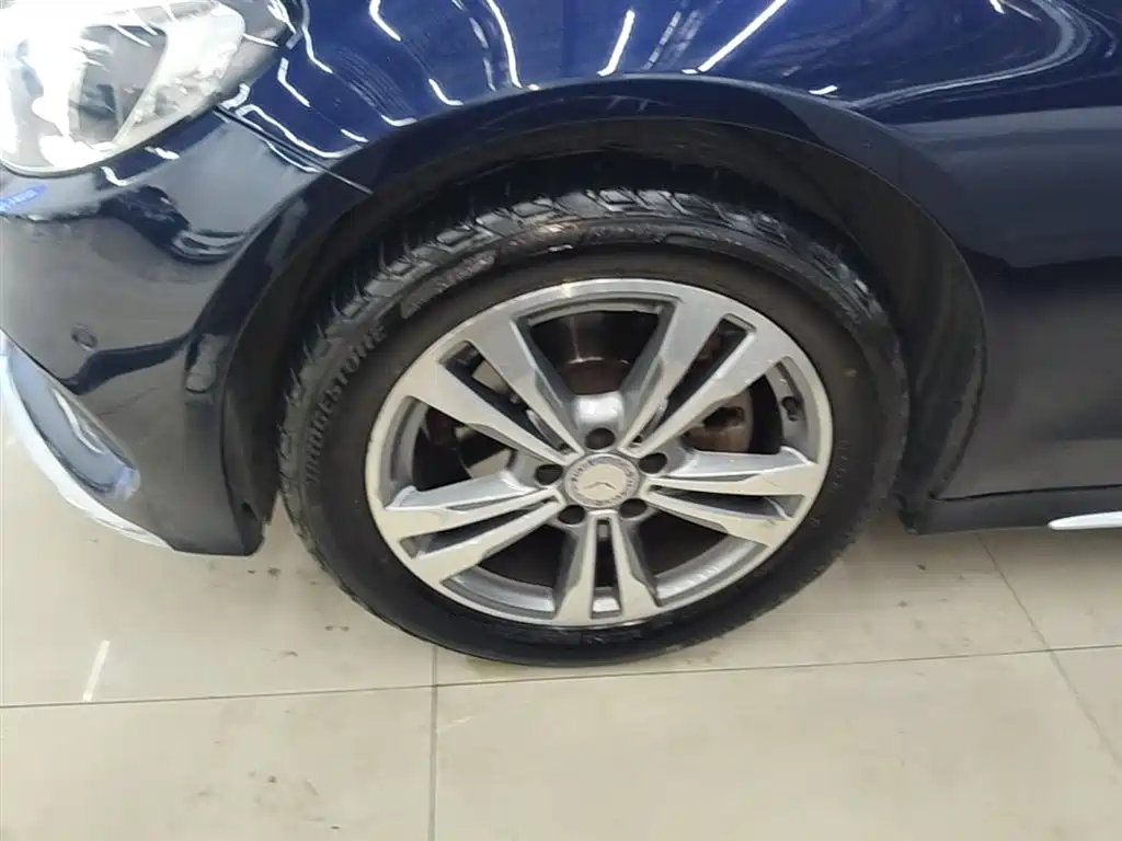 Mercedes-Benz C-Class 2017 C 200 L Sport фото 24