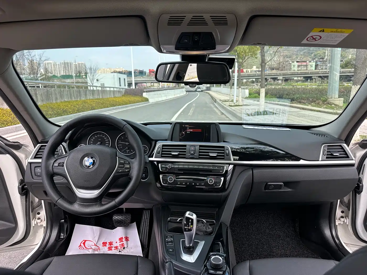 BMW 3 Series 2017 320Li Fashion фото 10