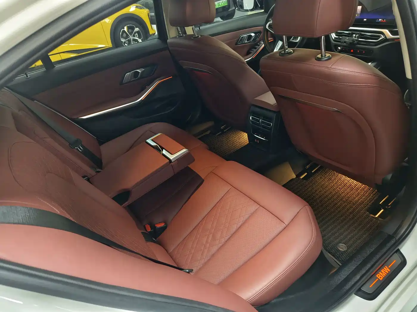 BMW i3 2023 eDrive 40 L Shadowline Package фото 4