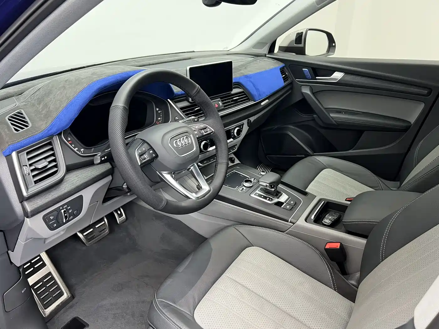 Audi Q5L 2020 45 TFSI Premium Elegance фото 9