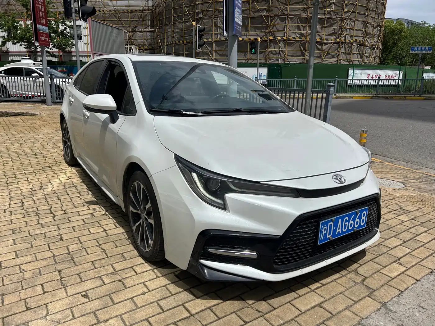 Toyota Levin 2021 185T CVT Sport Edition фото 2