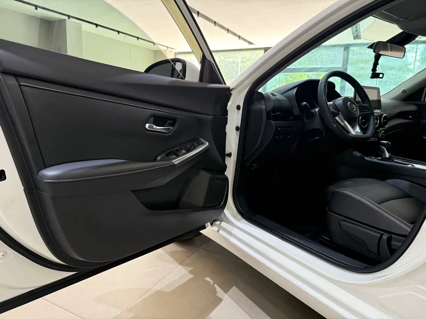 Nissan SYLPHY, миниатюра 4