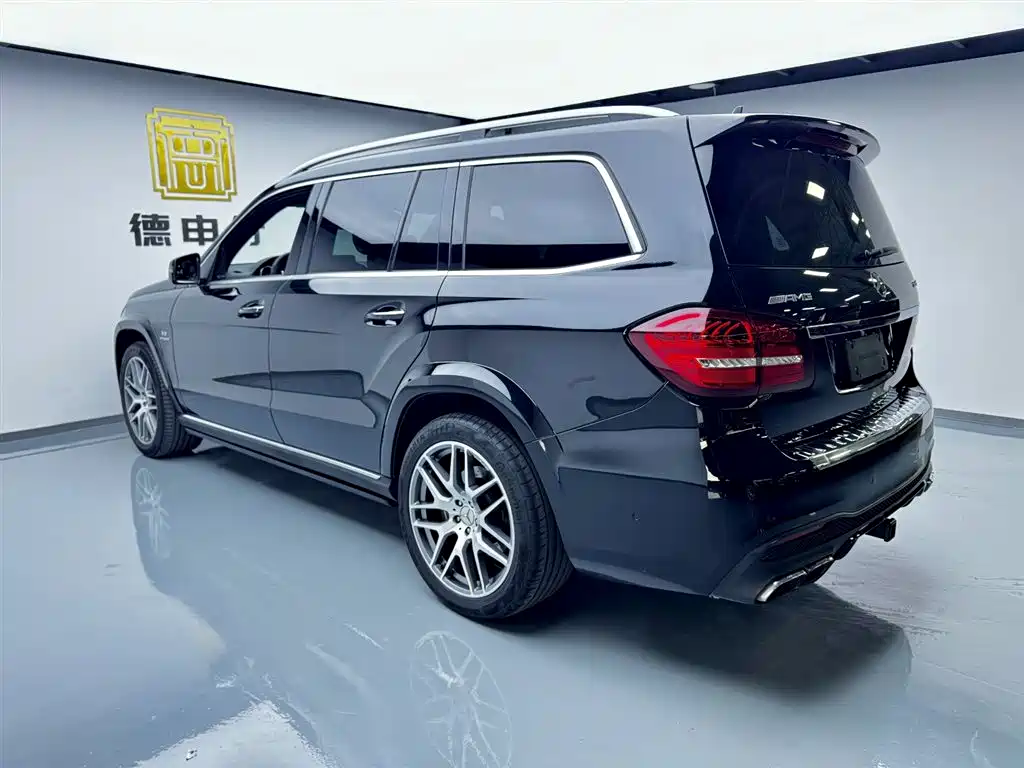 Mercedes-Benz GLS AMG 2016 AMG GLS 63 4MATIC фото 4