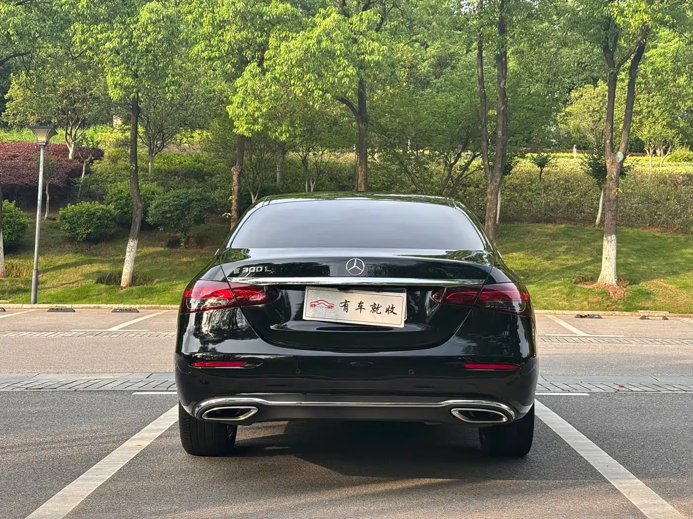 Mercedes-Benz E-Class 2016 E 200 L Sport Type фото 8