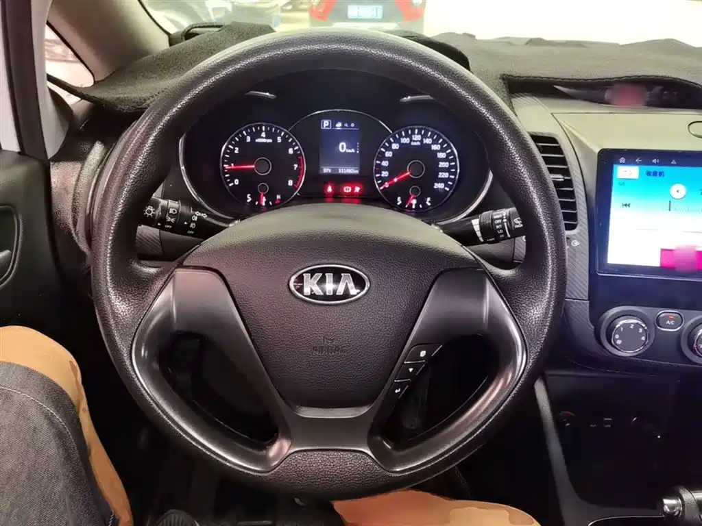 Kia K3 2017 1.6L Automatic 15th Anniversary Special GLS фото 11