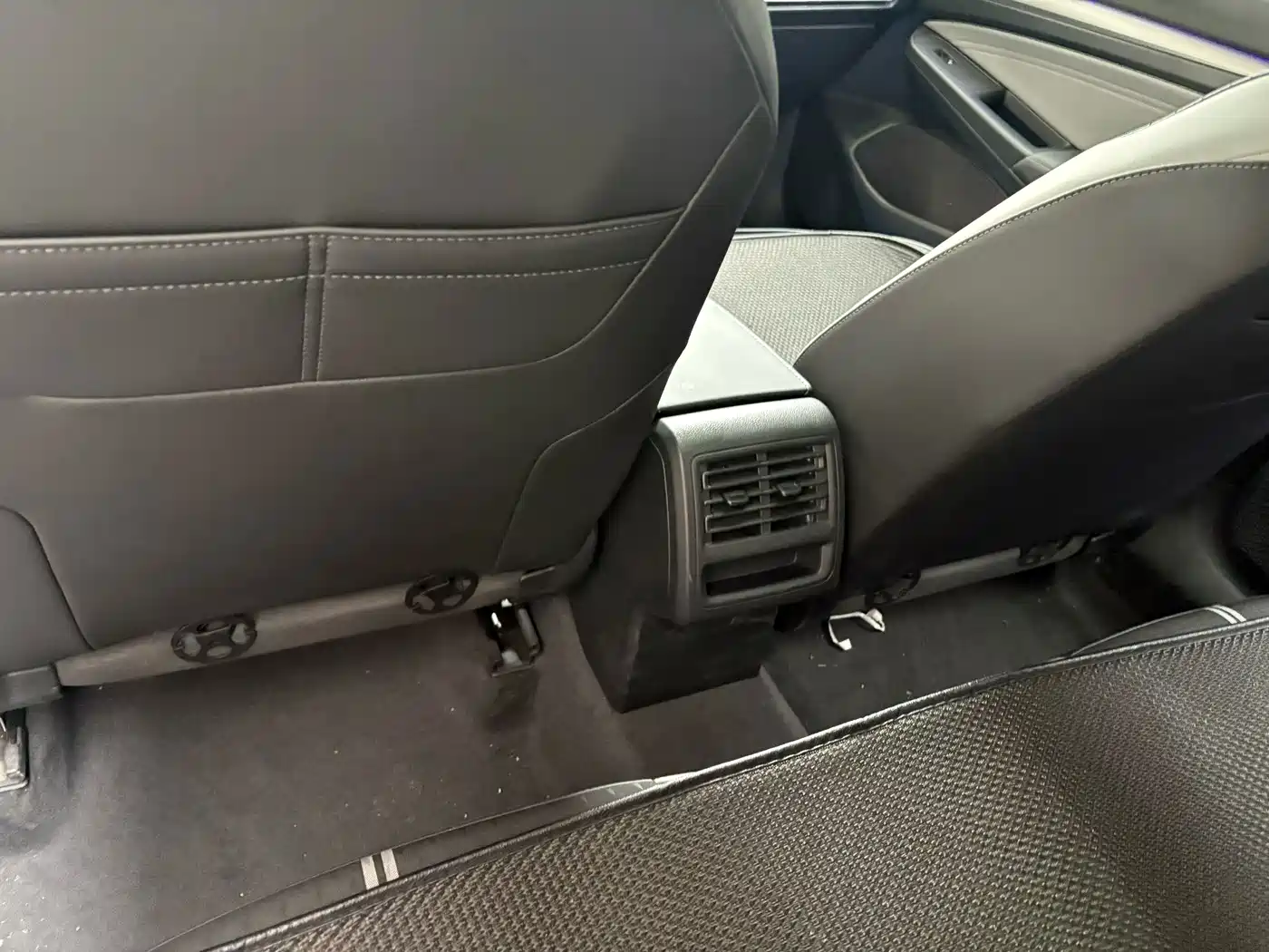 Volkswagen Golf 2025 2025 300TSI Pro