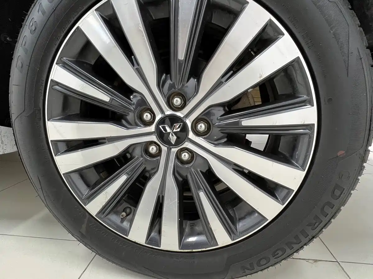 Mitsubishi Outlander 2021 2.0L 2WD Smooth Ride Version 5-Seater фото 21