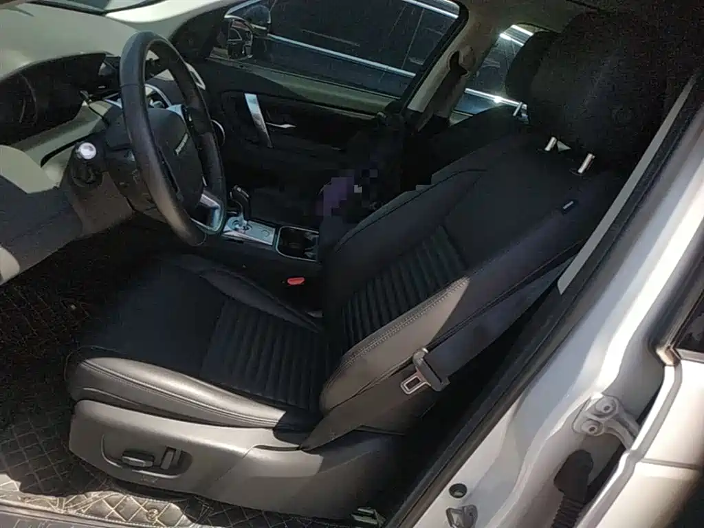 Land Rover Discovery Sport 2020 200PS Family Edition фото 15