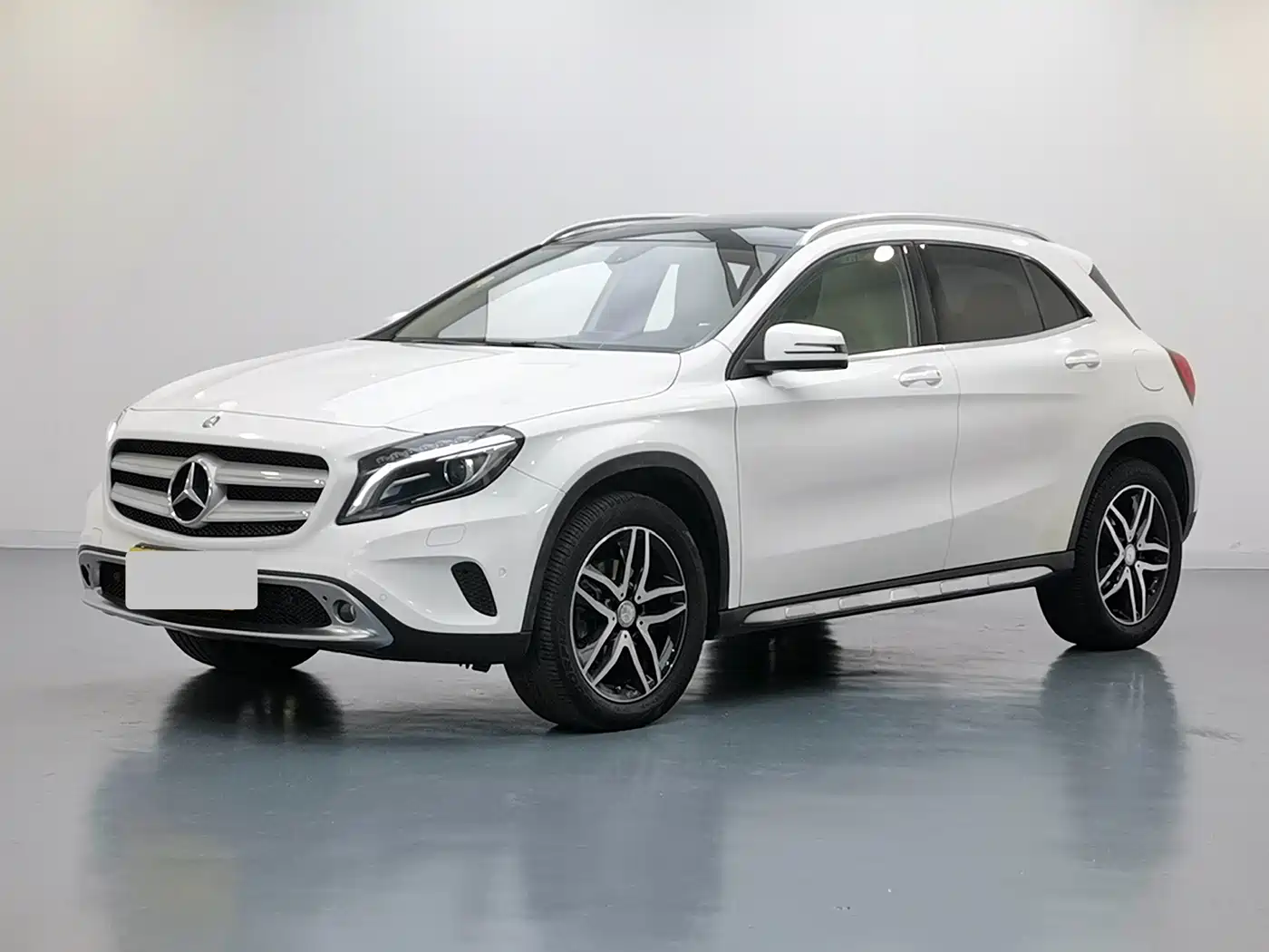 Mercedes-Benz GLA 2015 GLA 200 Fashion