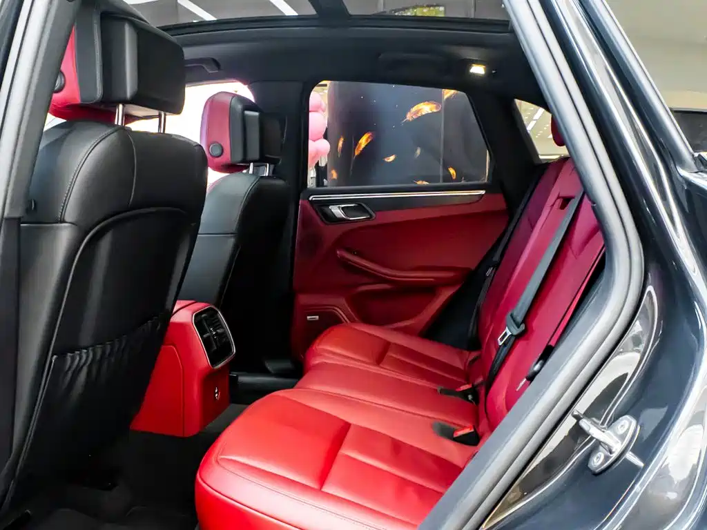 Фото 28 - Porsche Macan