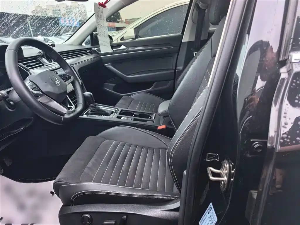 Volkswagen Magotan 2020 330TSI DSG Luxury фото 9