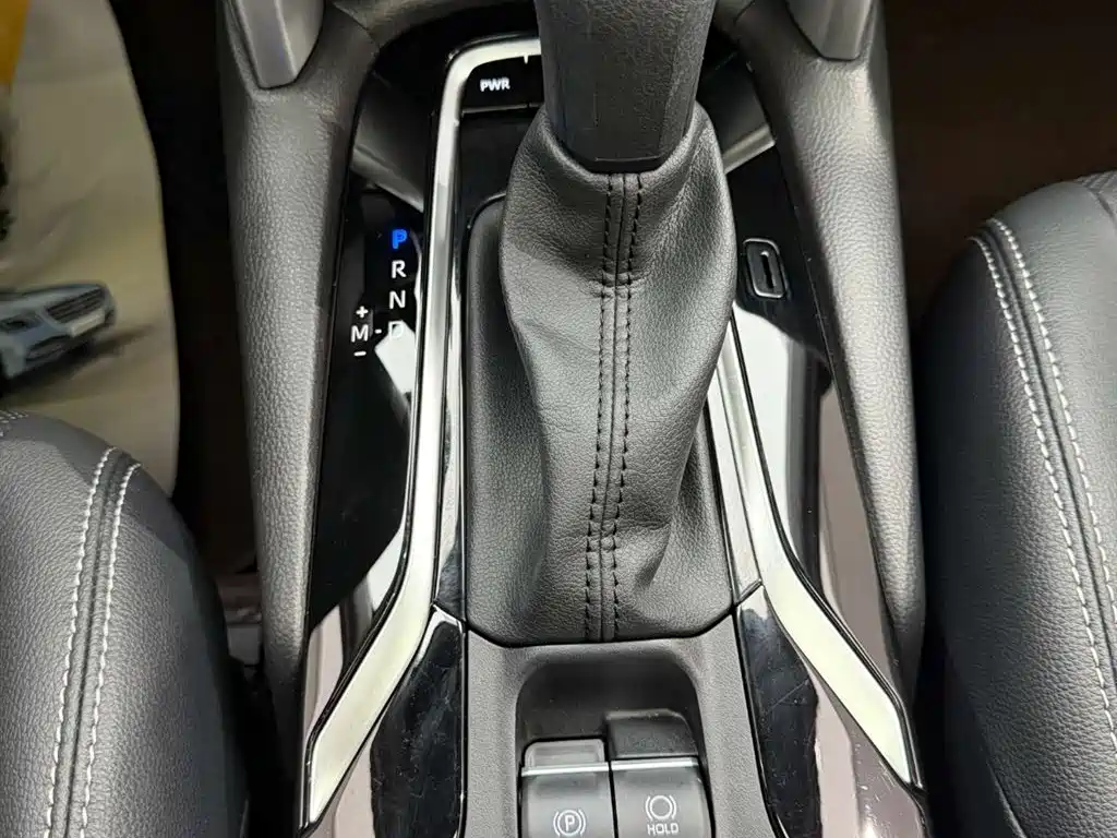 Toyota Frontlander 2024 2.0L CVT Leading Plus Edition фото 23