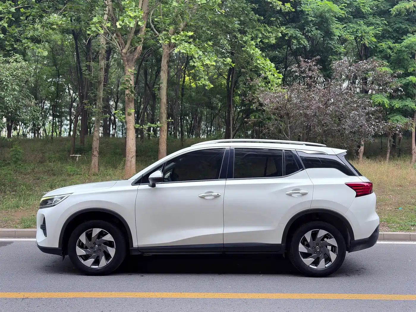 GAC Trumpchi Trumpchi GS4 2020 270T Automatic Elite Tech Version фото 3