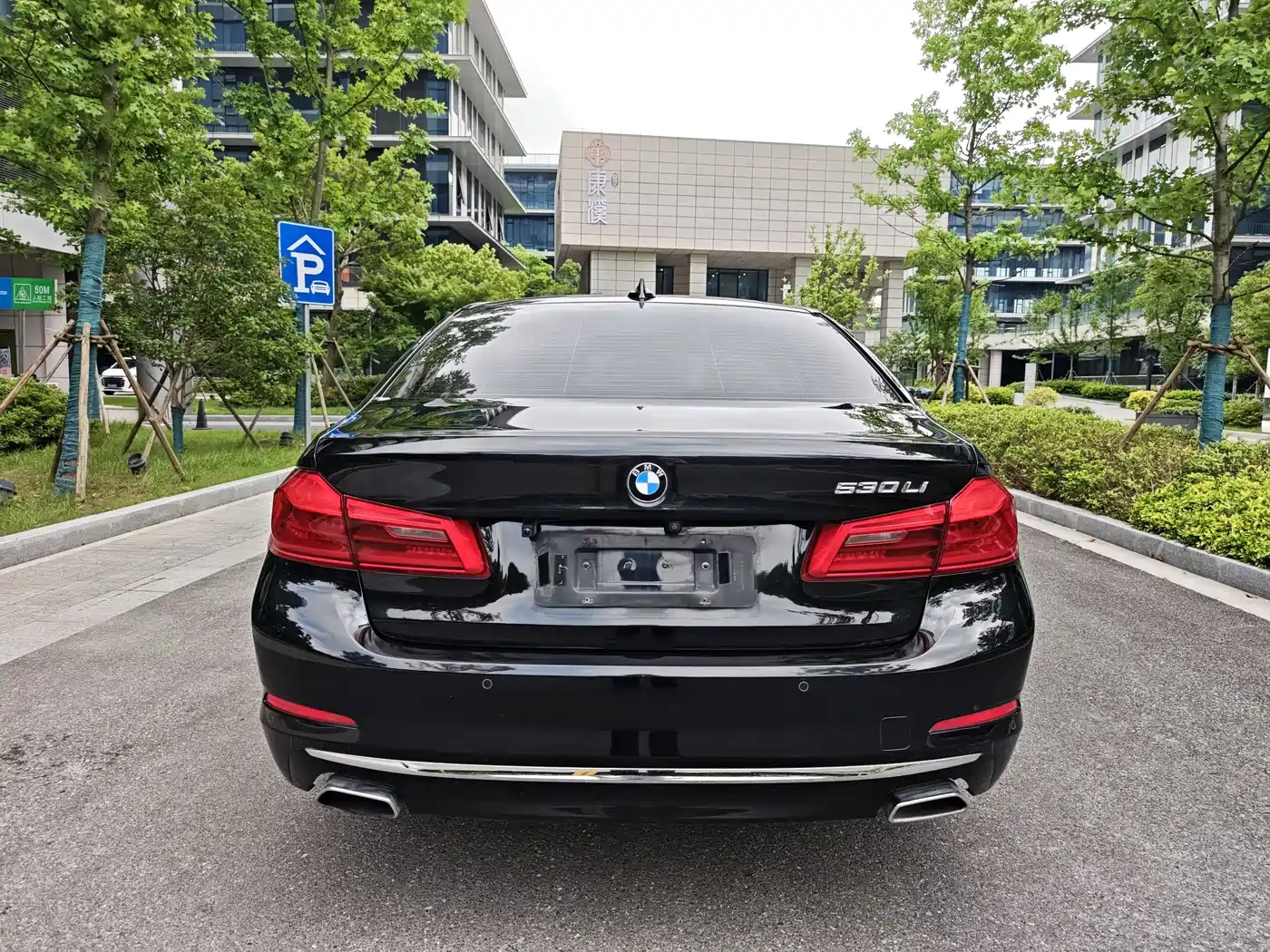 BMW 5 Series 2018 Facelift 530Li Exclusive Luxury Package фото 4