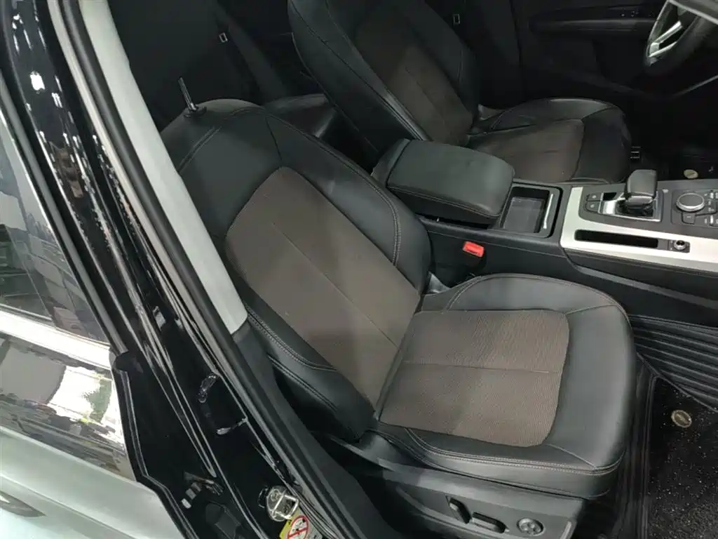 Audi Q5L 2020 40 TFSI Prestige Progressive фото 25
