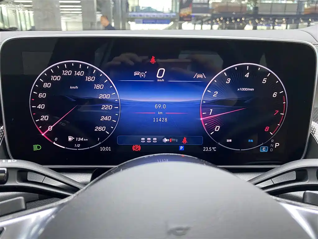Mercedes-Benz GLC 2025 Model Year GLC 260 L 4MATIC Dynamic фото 15