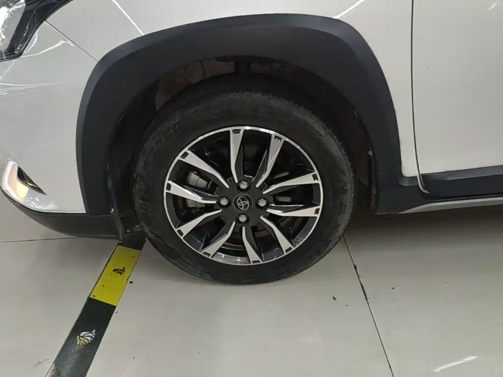 Toyota YARiS L Zhi Xuan 2023 2022 Zhi Xuan X 1.5L CVT Luxury PLUS Edition