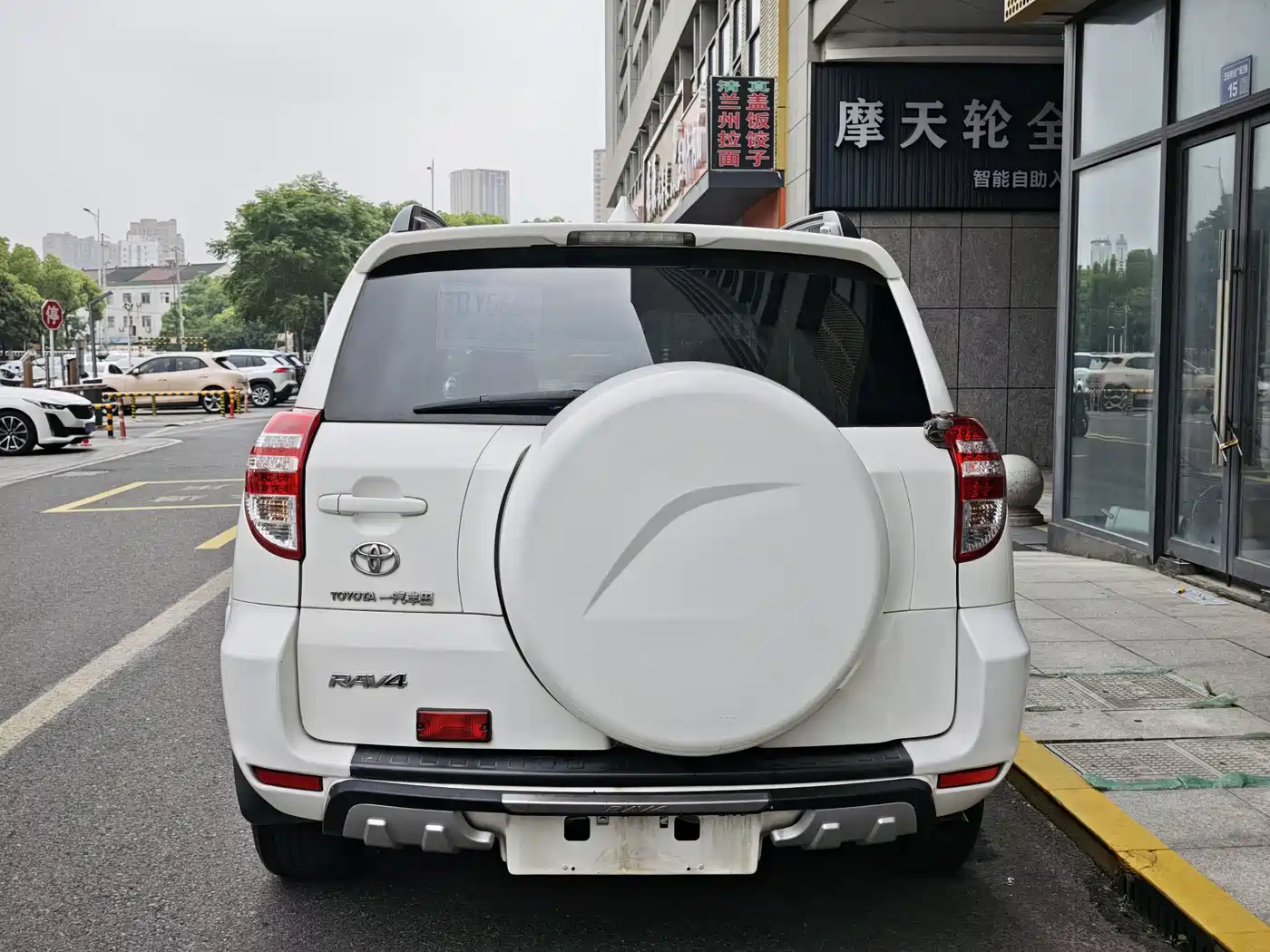 Toyota RAV4 Rongfang 2013 Special Edition 2.0L Auto Classic фото 9